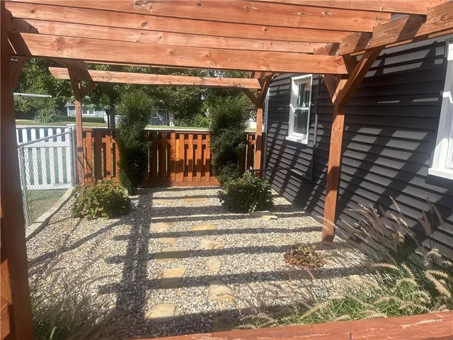 $220,000 | 8105 North Summit Street, Kansas City, MO 64118