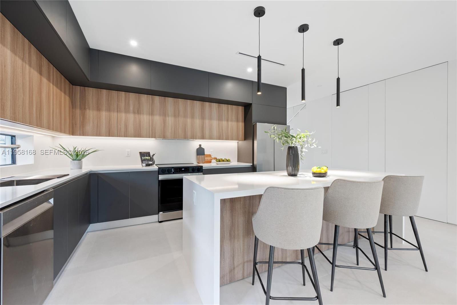 2982 Southwest 2nd Street Miami, FL 33135 - Photo 6 of 25