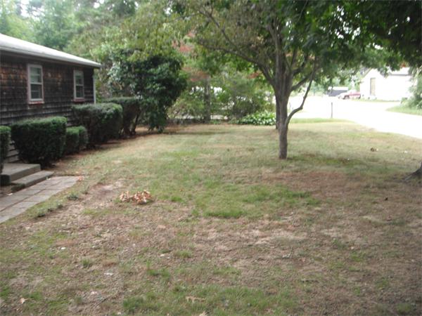 69 Carver Road Wareham, MA 02576 - Photo 2 of 11 Gallery Image 2