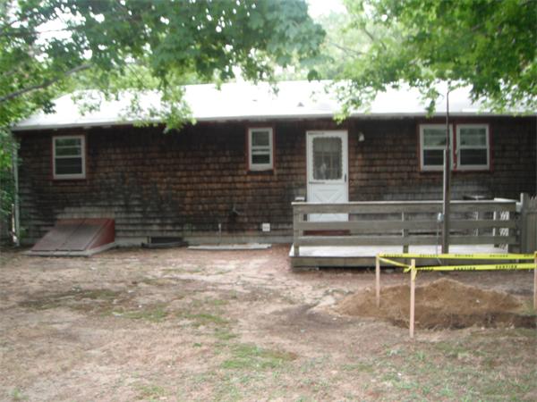 69 Carver Road Wareham, MA 02576 - Photo 4 of 11 Gallery Image 4