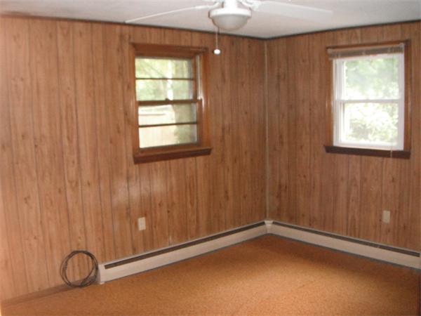 69 Carver Road Wareham, MA 02576 - Photo 8 of 11 Gallery Image 8