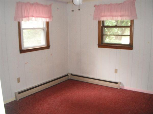 69 Carver Road Wareham, MA 02576 - Photo 9 of 11 Gallery Image 9