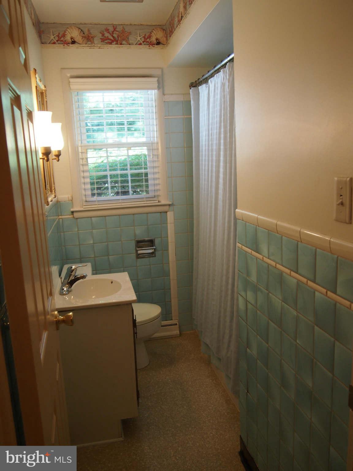 17900 Pin Oak Road Hagerstown, MD 21740 - Photo 15 of 30 Bath