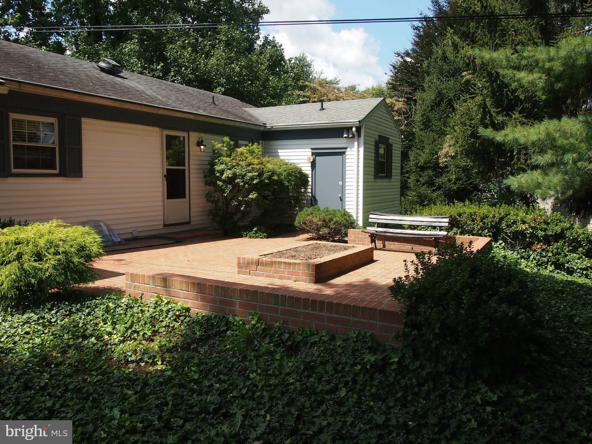 17900 Pin Oak Road Hagerstown, MD 21740 - Photo 28 of 30 Exterior (General)