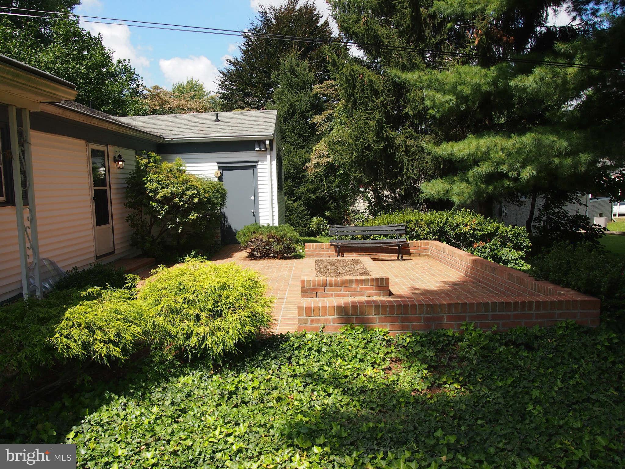 17900 Pin Oak Road Hagerstown, MD 21740 - Photo 29 of 30 Exterior (General)