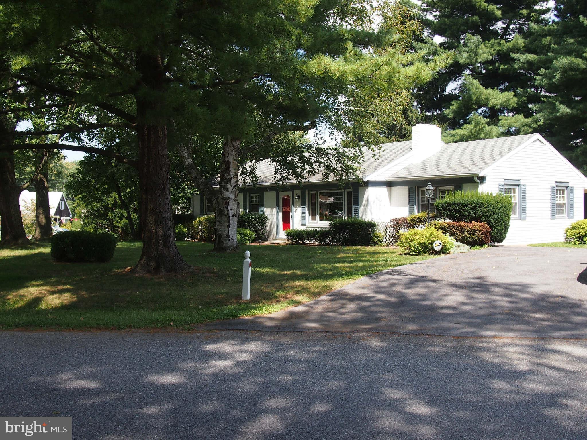 17900 Pin Oak Road Hagerstown, MD 21740 - Photo 30 of 30 Exterior (Front)