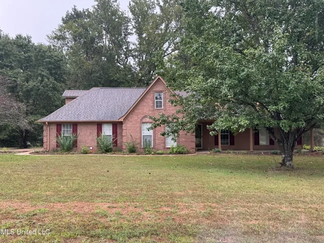 $299,900 | 350 Carrington Court, Hernando, MS 38632