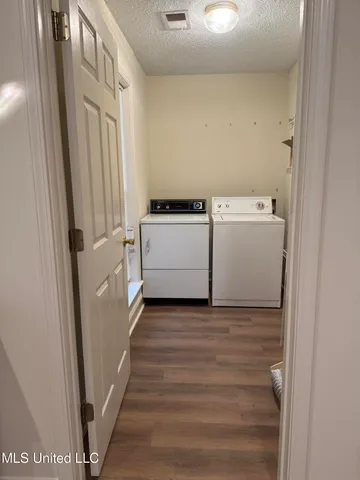 $299,900 | 350 Carrington Court, Hernando, MS 38632