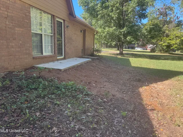 $299,900 | 350 Carrington Court, Hernando, MS 38632