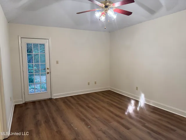 $299,900 | 350 Carrington Court, Hernando, MS 38632