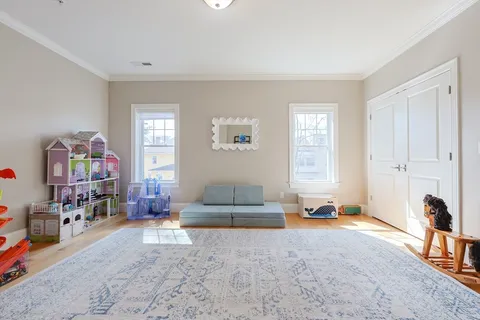 $899,000 | 17 Washington Avenue, Unit 3, Waltham, MA 02453