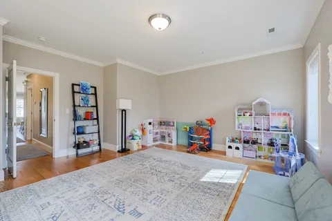 $899,000 | 17 Washington Avenue, Unit 3, Waltham, MA 02453