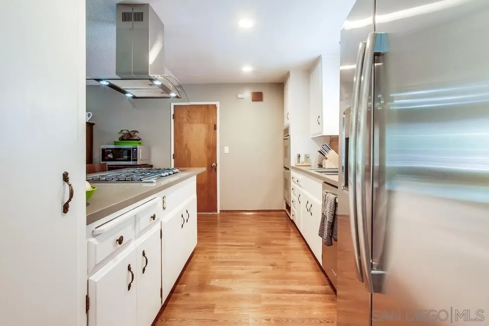 1438 Moon Road Vista, CA 92083 - Photo 16 of 56 Gallery Image 16
