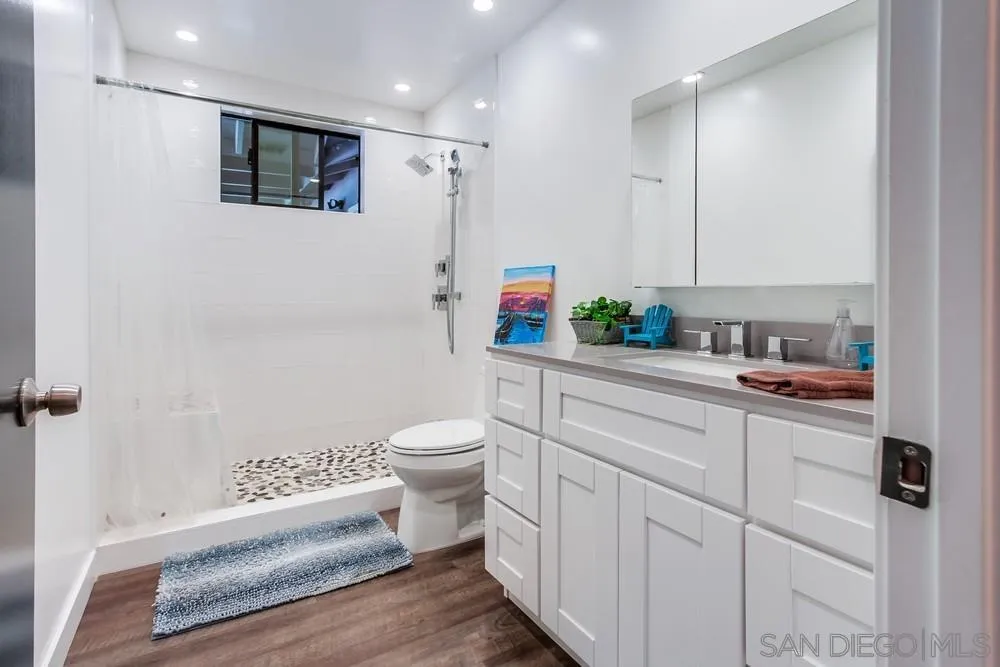 1438 Moon Road Vista, CA 92083 - Photo 19 of 56 Gallery Image 19
