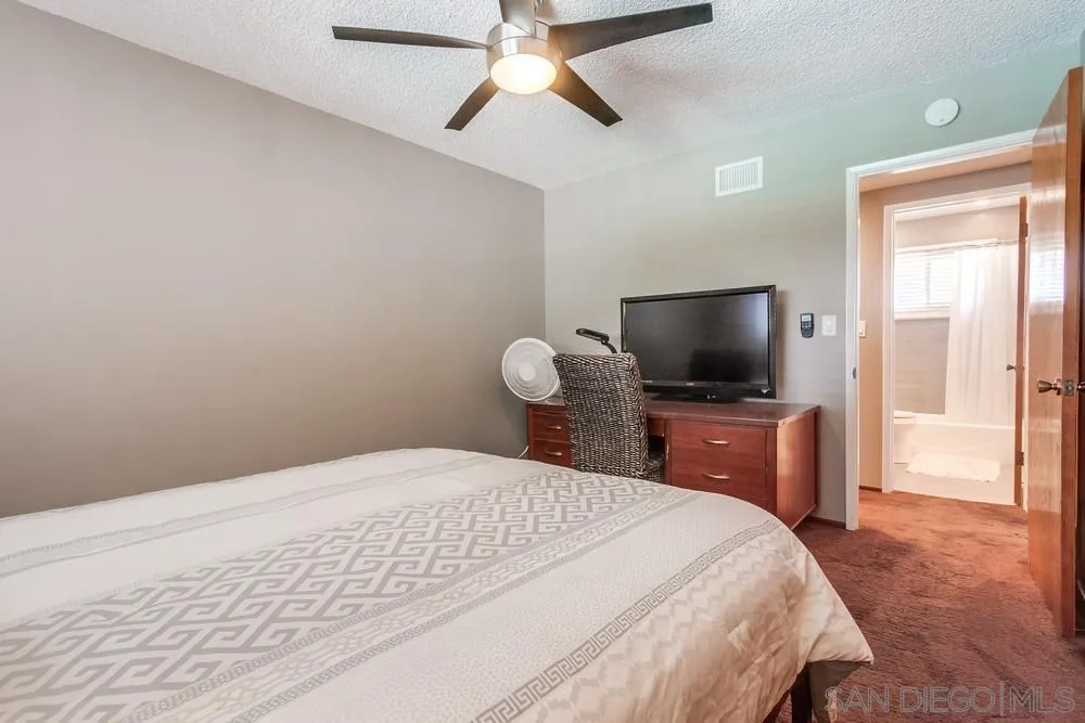 1438 Moon Road Vista, CA 92083 - Photo 30 of 56 Gallery Image 30