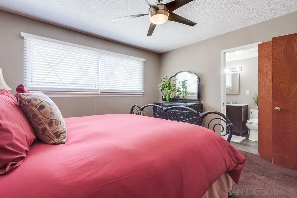 1438 Moon Road Vista, CA 92083 - Photo 36 of 56 Gallery Image 36