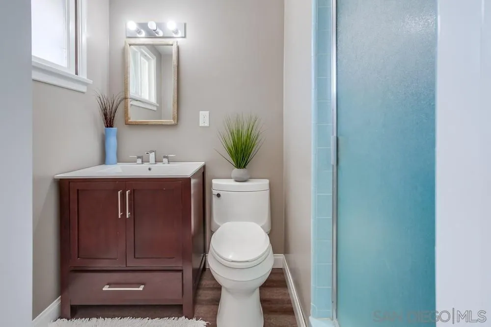 1438 Moon Road Vista, CA 92083 - Photo 37 of 56 Gallery Image 37
