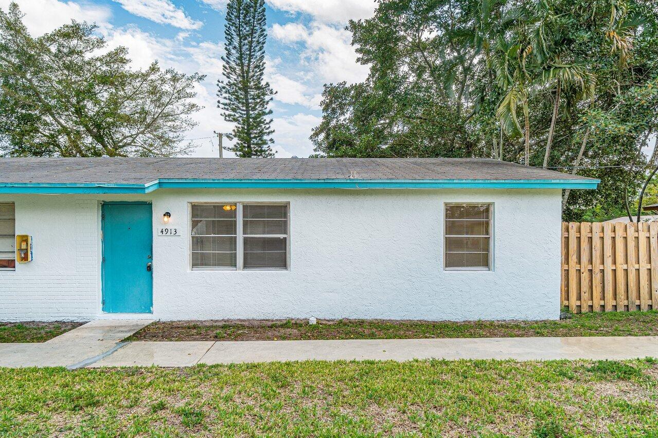 4913 Gulfstream Road Lake Worth, FL 33461 - Photo 1 of 20 2