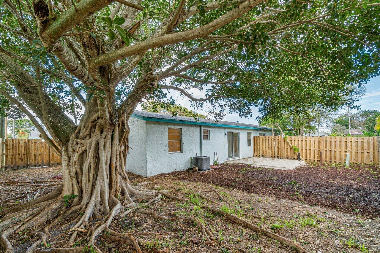 4913 Gulfstream Road Lake Worth, FL 33461 - Photo 20 of 20 022-4913GulfstreamRoad-LakeWorth-FL-3346
