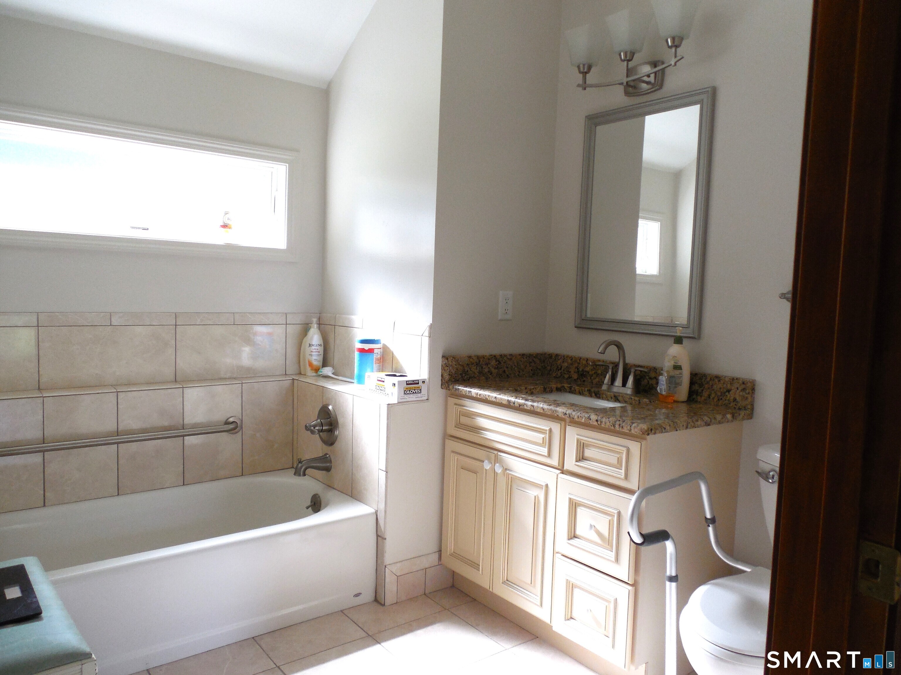 4 Forest Ridge Road Prospect, CT 06712 - Photo 3 of 23 Primary BR FBath