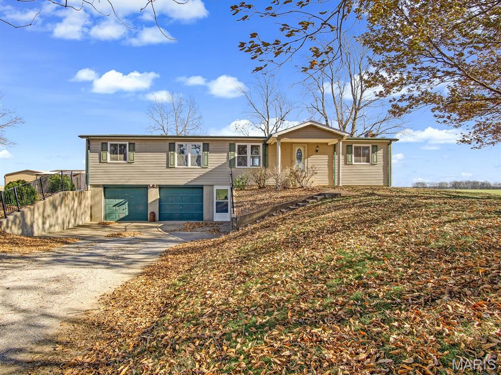 9598 Elm Shade Road Red Bud, IL 62278 - Photo 2 of 26