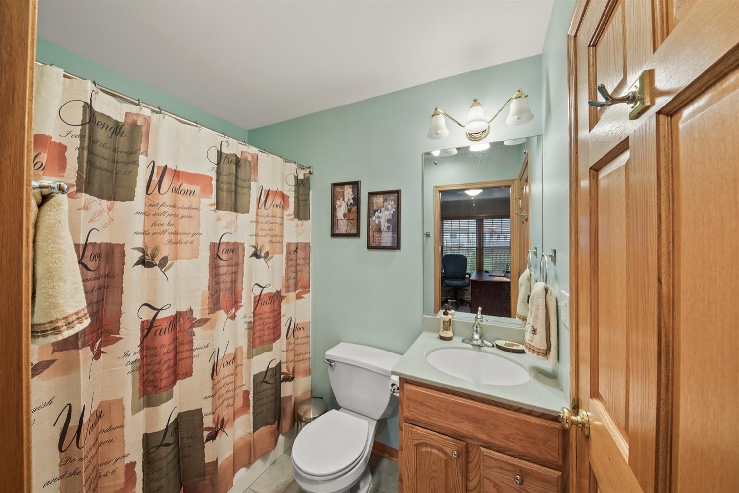 124 Leicester Road Munster, IN 46321 - Photo 20 of 27 1500x1000