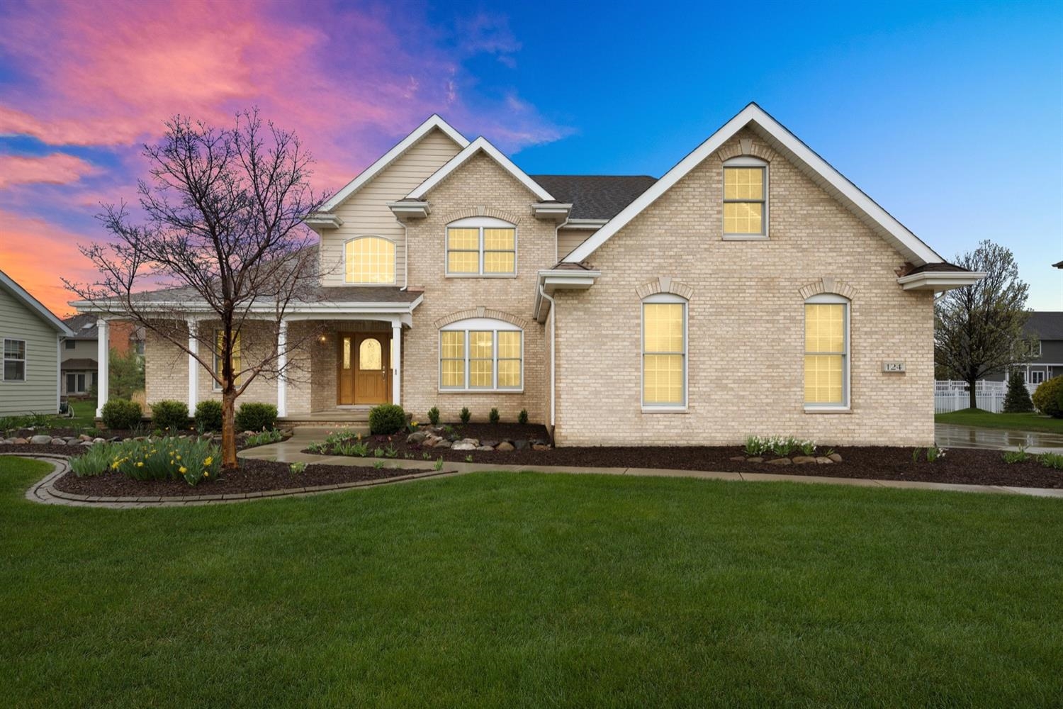 124 Leicester Road Munster, IN 46321 - Photo 2 of 27 1500x1000