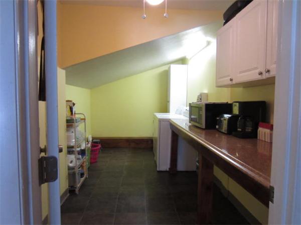 28 Griffin Road Framingham, MA 01701 - Photo 7 of 16 Gallery Image 7