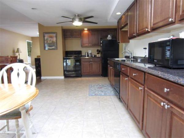 28 Griffin Road Framingham, MA 01701 - Photo 9 of 16 Gallery Image 9