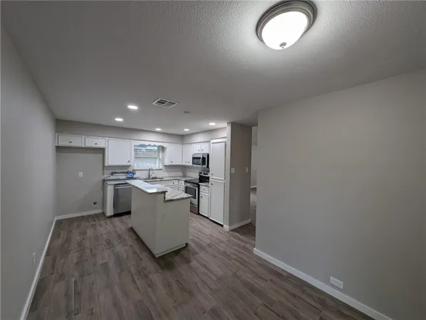 $1,850 | 5217 Snowgoose Road, Corpus Christi, TX 78413