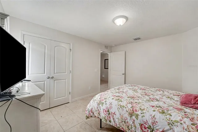 $300,000 | 5630 Elsinore Way, Lakeland, FL 33805