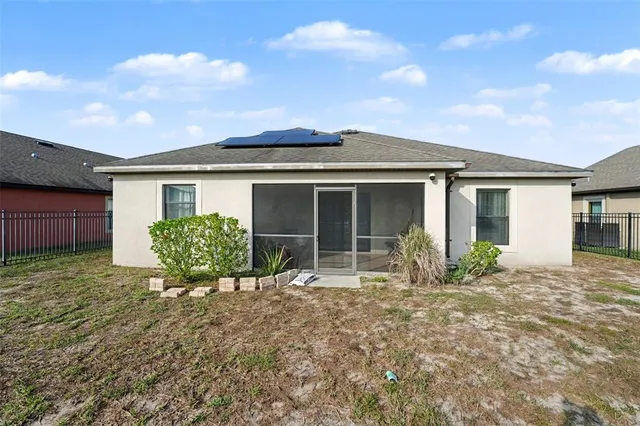 $300,000 | 5630 Elsinore Way, Lakeland, FL 33805