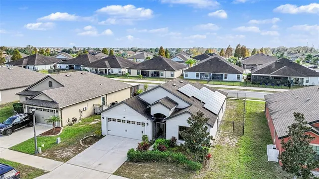 $300,000 | 5630 Elsinore Way, Lakeland, FL 33805