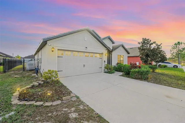 $300,000 | 5630 Elsinore Way, Lakeland, FL 33805