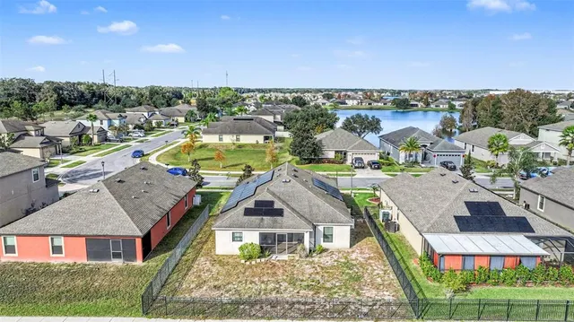 $300,000 | 5630 Elsinore Way, Lakeland, FL 33805