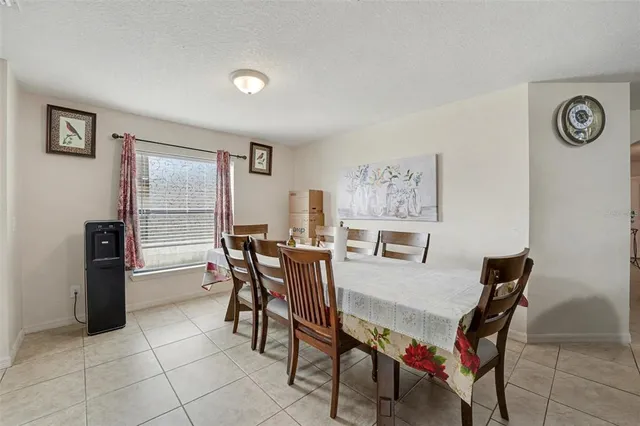 $300,000 | 5630 Elsinore Way, Lakeland, FL 33805