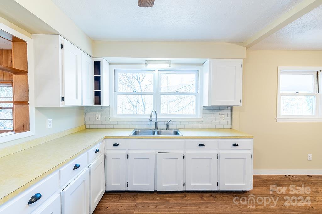 84 Woodtop Road Sylva, NC 28779 - Photo 17 of 32 Gallery Image 17