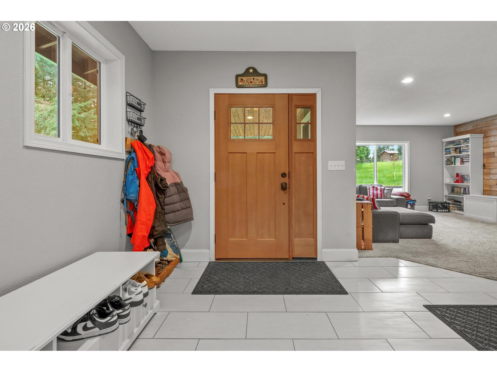 60094 Robinette Road St. Helens, OR 97051 - Photo 5 of 39 Entrance/Foyer