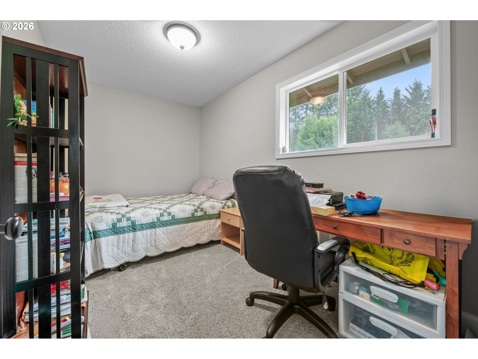 60094 Robinette Road St. Helens, OR 97051 - Photo 8 of 39 Den/Office