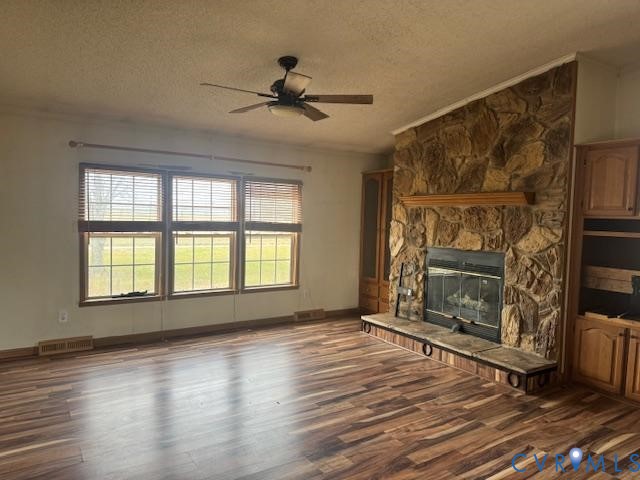 11480 Blue Ridge Trail Windsor, VA 23487 - Photo 4 of 25 Living room with fireplace