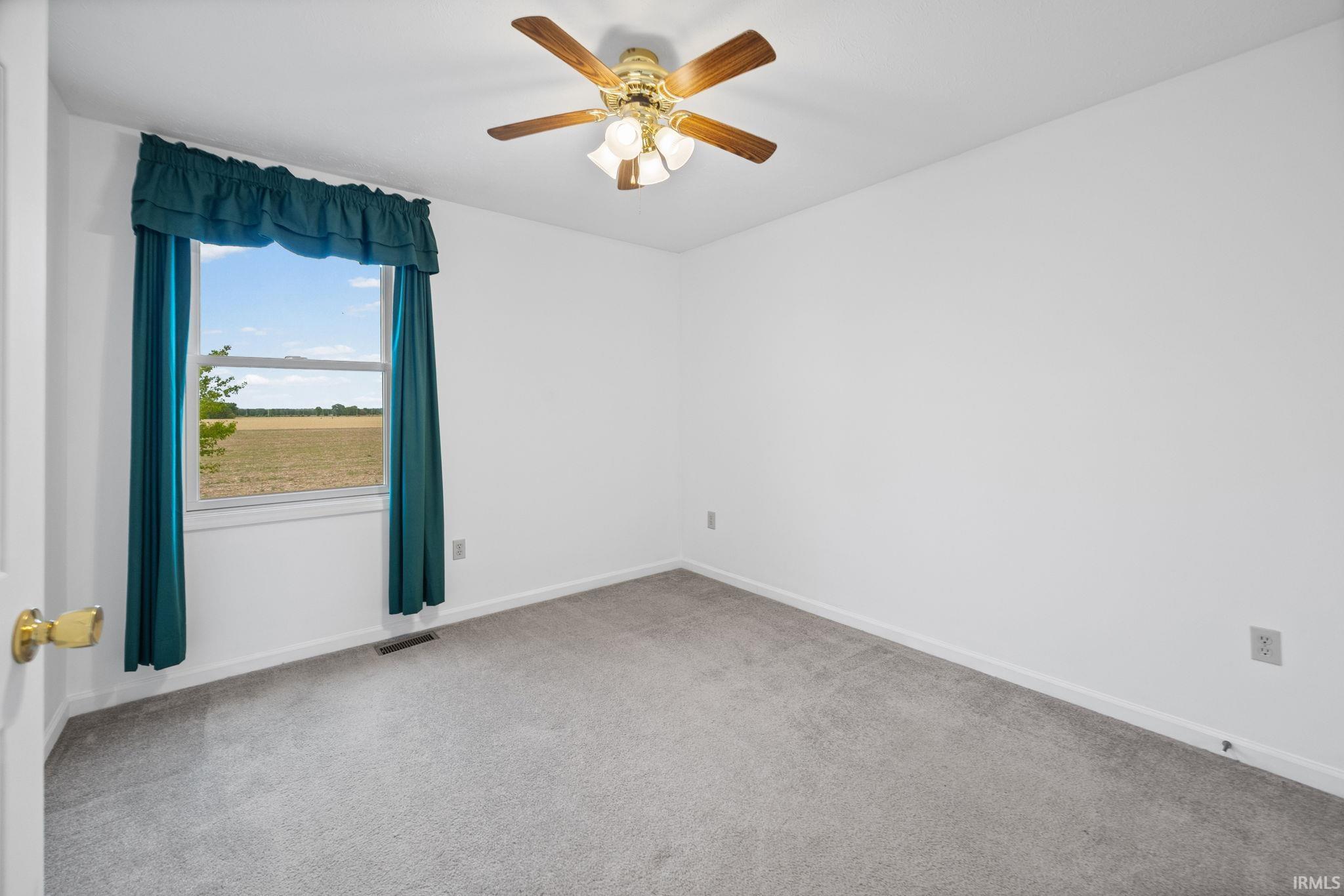 12291 Deerfield Loop Delphi, IN 46923 - Photo 31 of 37