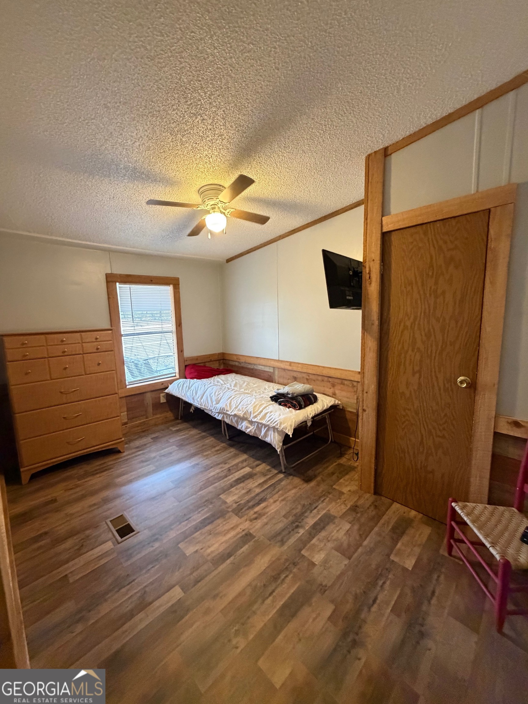 745 St Marys River Bluff Road St. George, GA 31562 - Photo 10 of 28