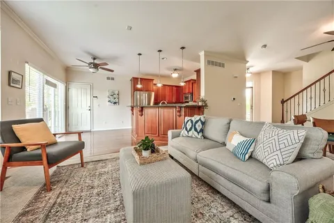 $355,000 | 16164 Linden Street, Overland Park, KS 66085