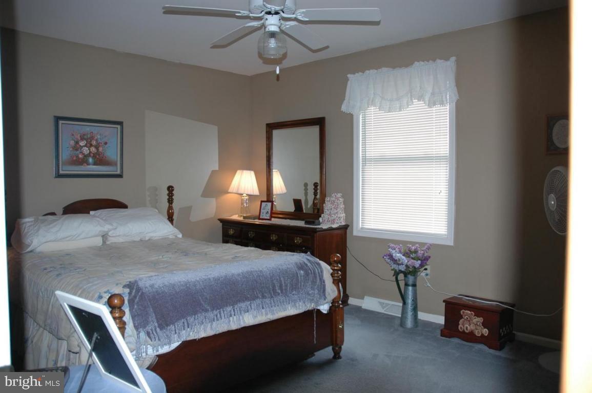 25 Barnhill Road Denver, PA 17517 - Photo 3 of 6 Gallery Image 3