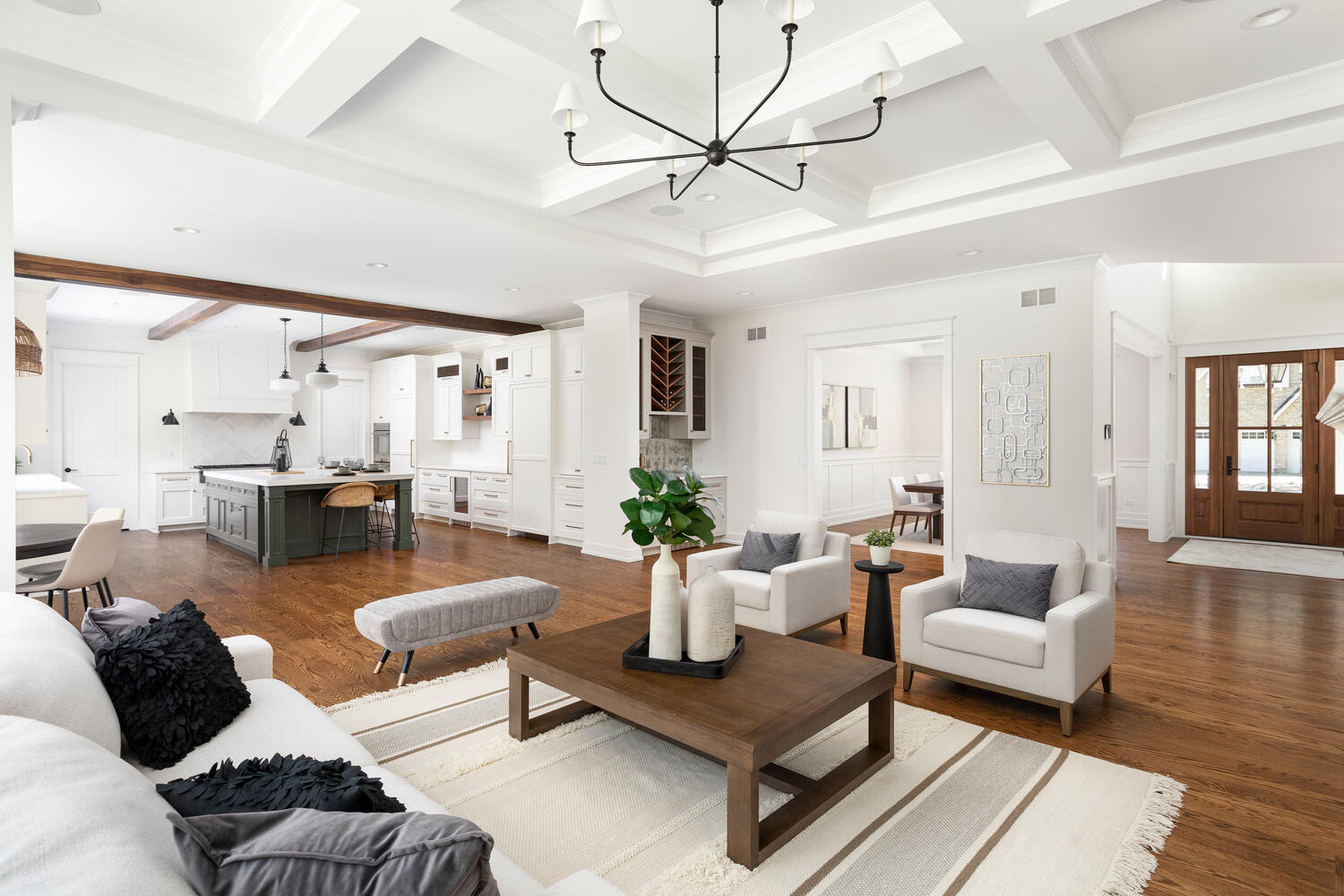 706 South Loomis Street Naperville, IL 60540 - Photo 7 of 43 a living room with furniture