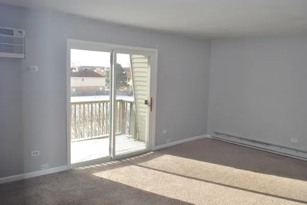 $2,000 | 4309 West Park Ln Drive, Unit 3B, Alsip, IL 60803