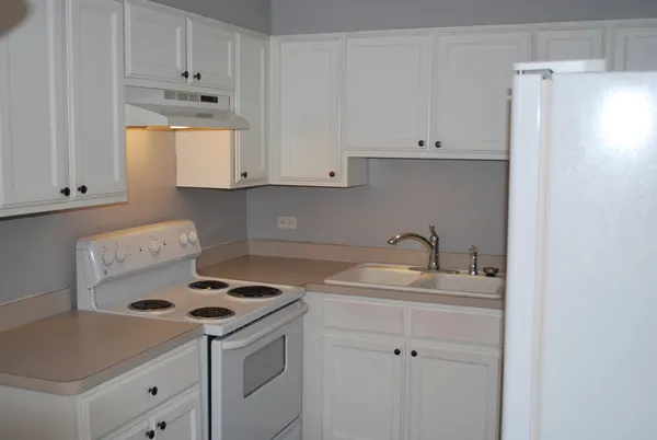 $2,000 | 4309 West Park Ln Drive, Unit 3B, Alsip, IL 60803