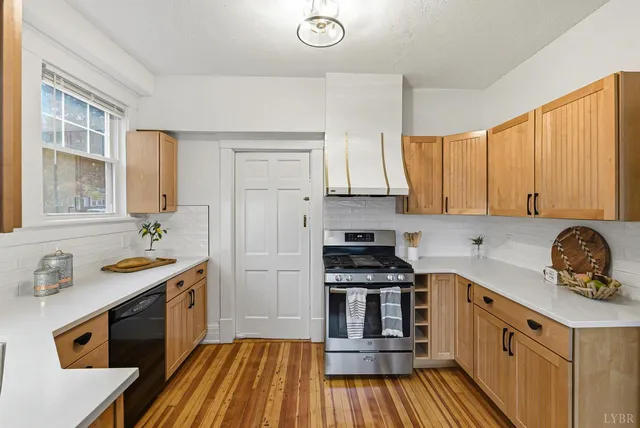 $329,900 | 106 Connecticut Avenue, Lynchburg, VA 24502