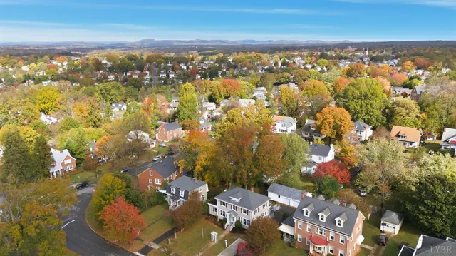 $329,900 | 106 Connecticut Avenue, Lynchburg, VA 24502