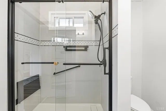 $329,900 | 106 Connecticut Avenue, Lynchburg, VA 24502